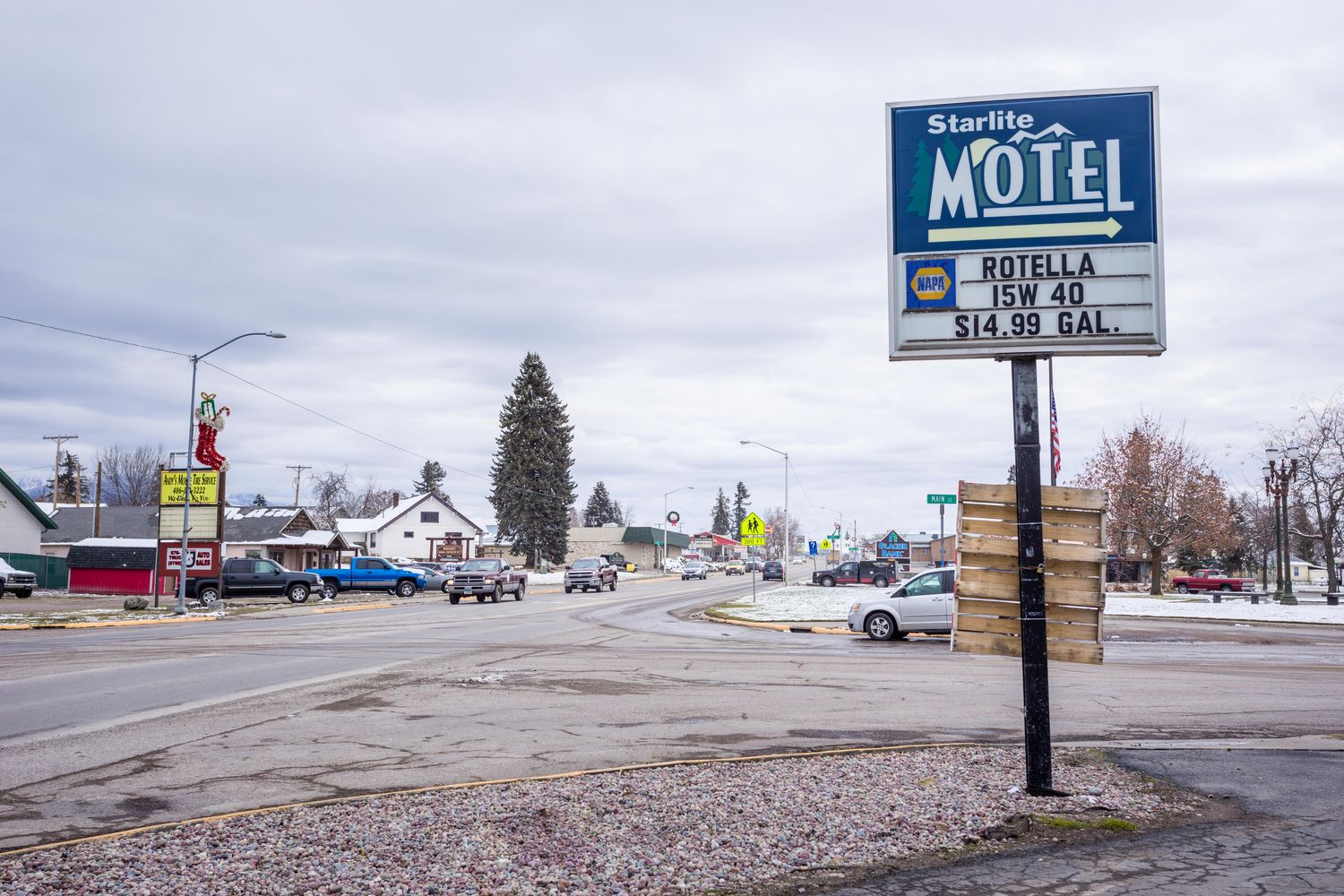 18 Main St SE, Ronan, MT 59864